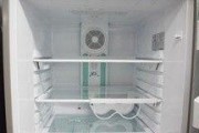 冰箱不制冷排水孔堵塞怎么办（教你轻松应对冰箱不制冷的问题）