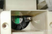 以拆饮水机的方法（轻松拆解饮水机）