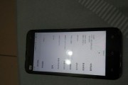 解决显示器进入系统白屏问题的有效方法（通过检查硬件）