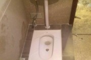 解决卫生间高度不够的问题，舒适使用蹲便（低配卫生间也能实现舒适如厕体验）