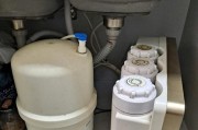 饮水机底部漏水怎么修理？维修步骤和注意事项是什么？