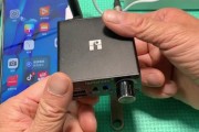 小炮蓝牙耳机连接使用方法是什么？