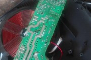 电磁炉按压无反应怎么办（解决电磁炉按压无反应的实用方法）
