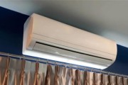 窗帘和空调安装方法（简单实用的窗帘和空调安装指南）