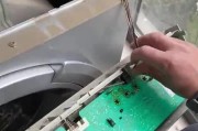 洗衣机维修清洗完漏水的解决办法（全面分析问题原因）