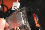 冰柜开机产生电流声的原因（探究冰柜开机时产生电流声的可能原因及解决方法）