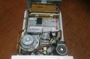 燃气壁挂炉漏水处理方法（解决壁挂炉漏水问题的有效技巧）