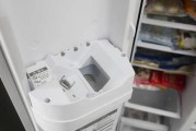 冰箱发热的原因及解决方法（探究冰箱发热的成因以及避免过热的技巧）