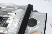 笔记本电脑如何安装和使用光驱？