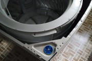 如何修复洗衣机塑料部件（简单有效的修复方法）