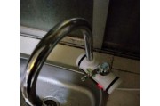 如何处理热水器水龙头漏水问题（简单快捷的解决方法）