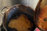 电饭煲煮饭为何容易糊（解析电饭煲煮饭糊的原因及避免方法）