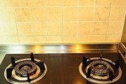 天然气灶打不着火的解决方法（掌握正确的操作技巧）