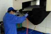 无油漆情况下如何清洗油烟机（清洗油烟机的实用技巧和方法）