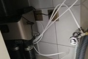 净水器为什么会出现热水（探究净水器热水现象的原因及解决方法）