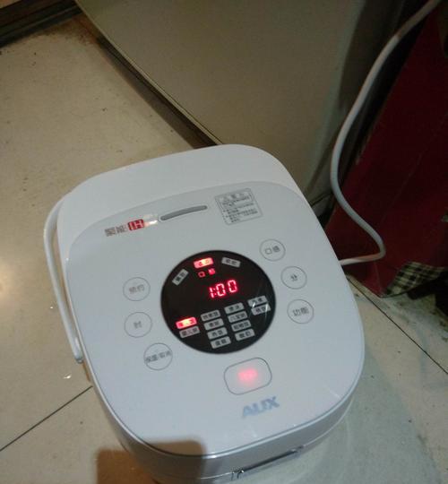 电饭煲无法加热水的原因（探究电饭煲加热不工作的原因及解决方法）