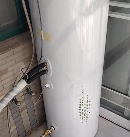 环保节能热水器的清洗方法（保护环境）