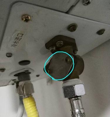 探究热水器水流不到位的原因及解决办法（解决热水器水流问题）