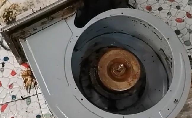 如何用鞋子清洗油烟机（简单）