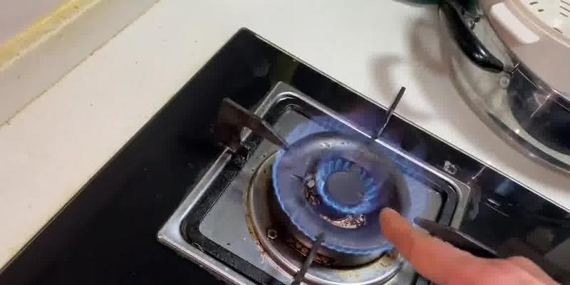 解决燃气灶无法点火的问题（如何应对燃气灶无法点火的突发情况）