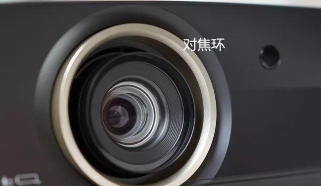 投影仪镜头抹花的处理方法及注意事项（保护视觉品质）