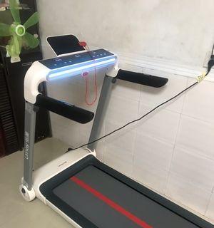 跑步机打滑问题分析与解决方法（探究跑步机打滑原因及有效解决方案）