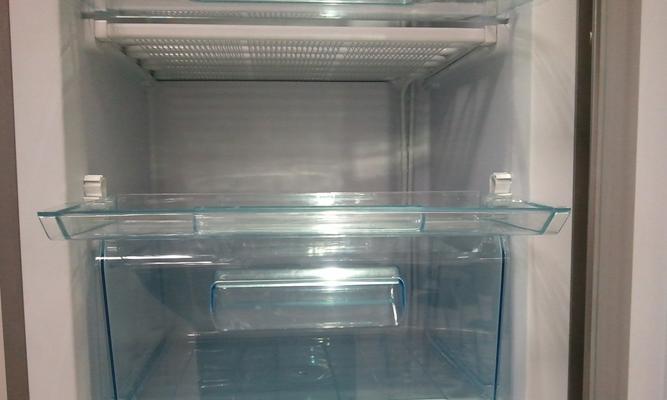 冰箱与冰柜（比较冰箱和冰柜的能耗差异及使用建议）