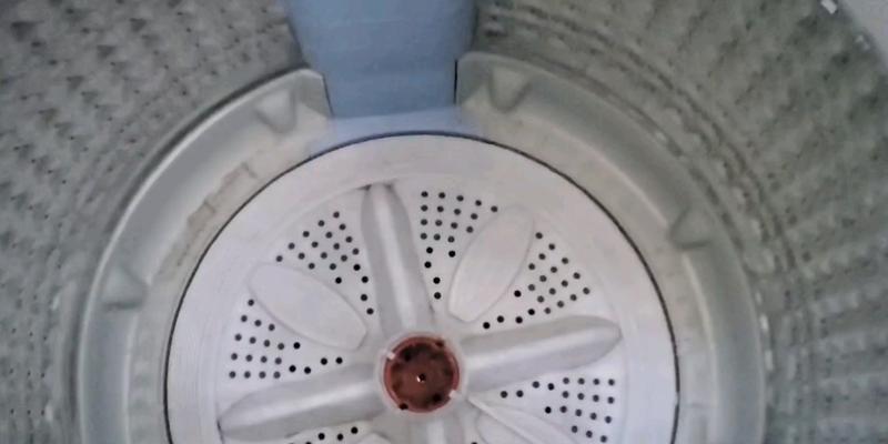 涡轮洗衣机底盘坏掉的原因（分析涡轮洗衣机底盘损坏的根源及修复方法）