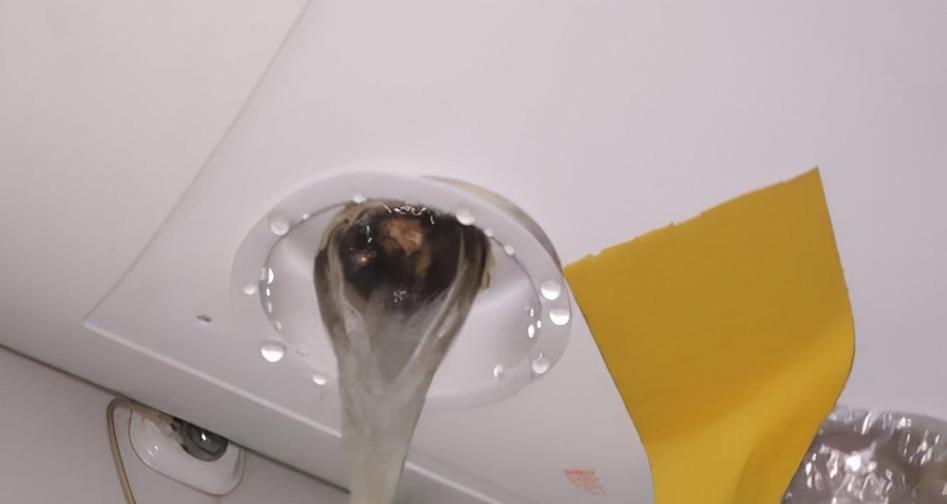 彻底清洁热水器里的水垢（简便有效的清洗方法）