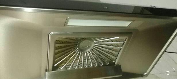 小型油烟机清洗指南（清洁你的小型油烟机）