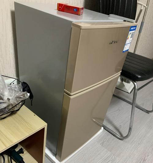 解决新飞冰箱夏天不制冷问题的有效方法（保持冰箱清洁）