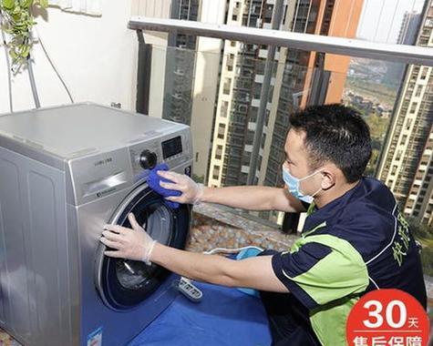 冰箱清洁攻略（简单易行的清洁方法）