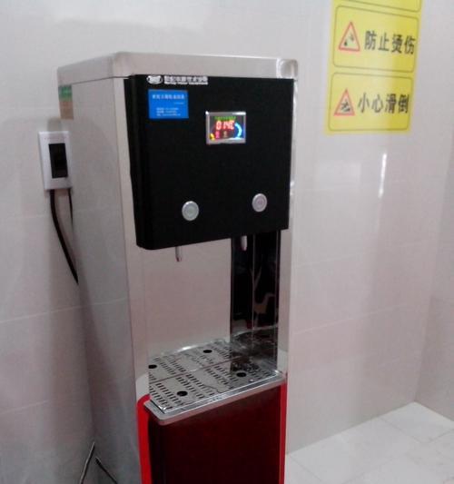饮水机瓶瘪了怎么办（快速解决饮水机瓶瘪的问题）