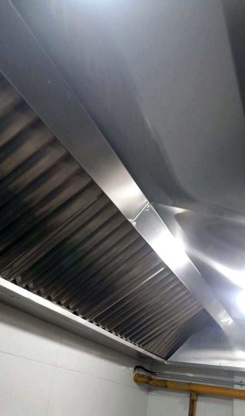 如何正确清洗以太仓饭店油烟机（学会正确的清洗方法）