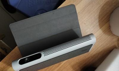 坚果投影仪全白了怎么办（解决办法和维修建议）