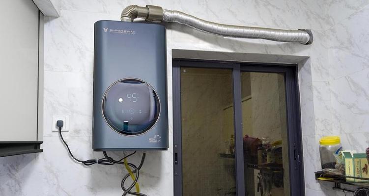 探究热水器水中气泡的成因及解决方法（揭开热水器水中气泡的神秘面纱）