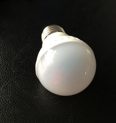 水晶灯维修方法（解决水晶灯故障的简易指南）