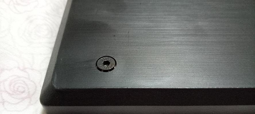 显示器四个螺丝掉了怎么办（解决方法与注意事项）