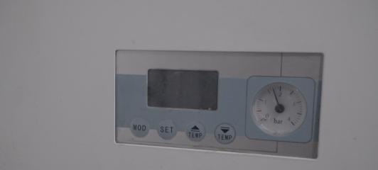 美菱壁挂炉e1故障如何排查与修复？