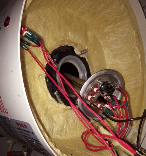 热水器热水管发出响声的原因是什么？如何解决？