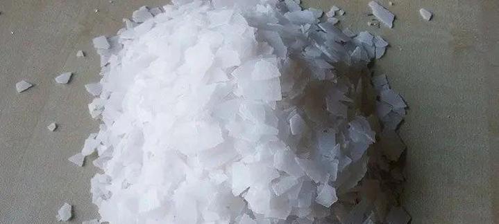 火碱清理热水器怎么用？使用火碱清理热水器安全吗？
