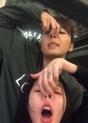 鬼脸贴摄像头手机拍照操作方法是什么？
