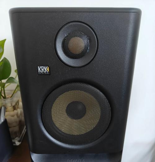 监听音箱的声音如何调整到最佳？调整监听音箱声音的正确方法是什么？
