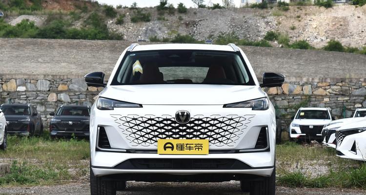 长安三代车载充电器使用方法是什么？
