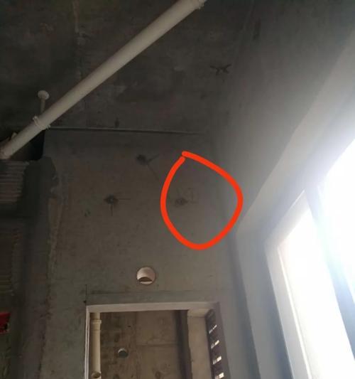 苹果手机侧边钻孔有何用途？
