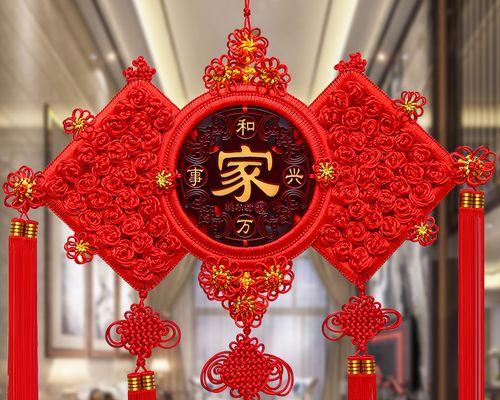 客厅挂件电视机两边挂什么好？选择什么样的挂件更合适？