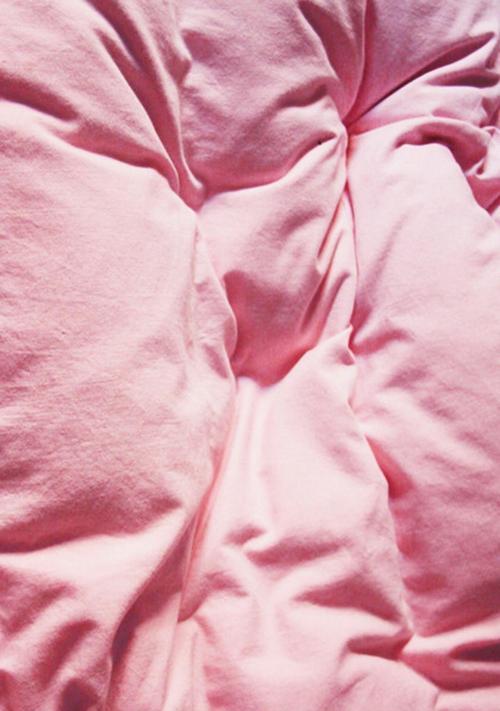 荣耀9粉色手机怎么样？性能和外观如何？